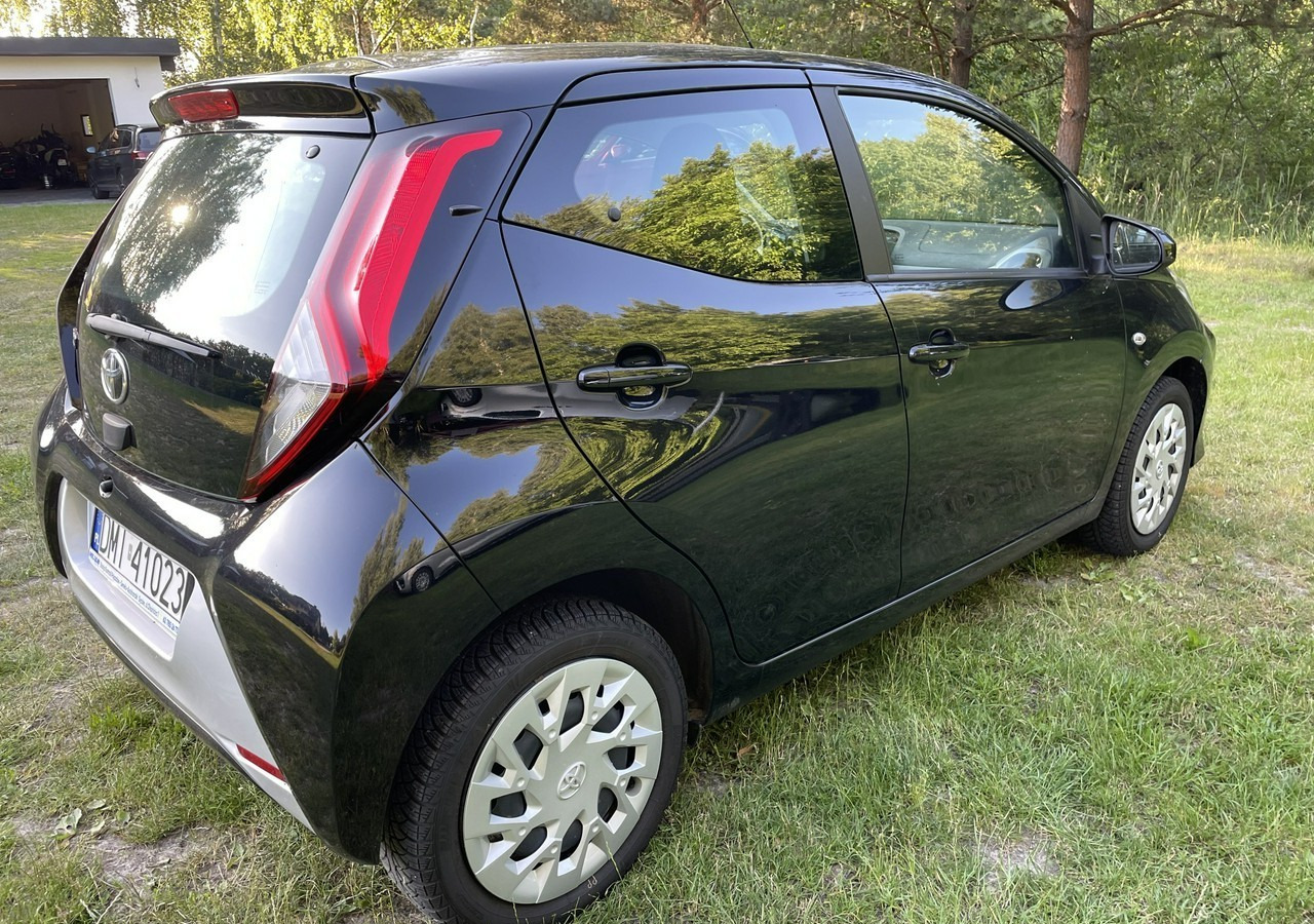 Toyota Aygo II Toyota Aygo 1.0-16V Klima Salon PL 24651km Model 2021 - Hatchback: afbeelding 5 Toyota Aygo II Toyota Aygo 1.0-16V Klima Salon PL 24651km Model 2021 - Hatchback: afbeelding 5