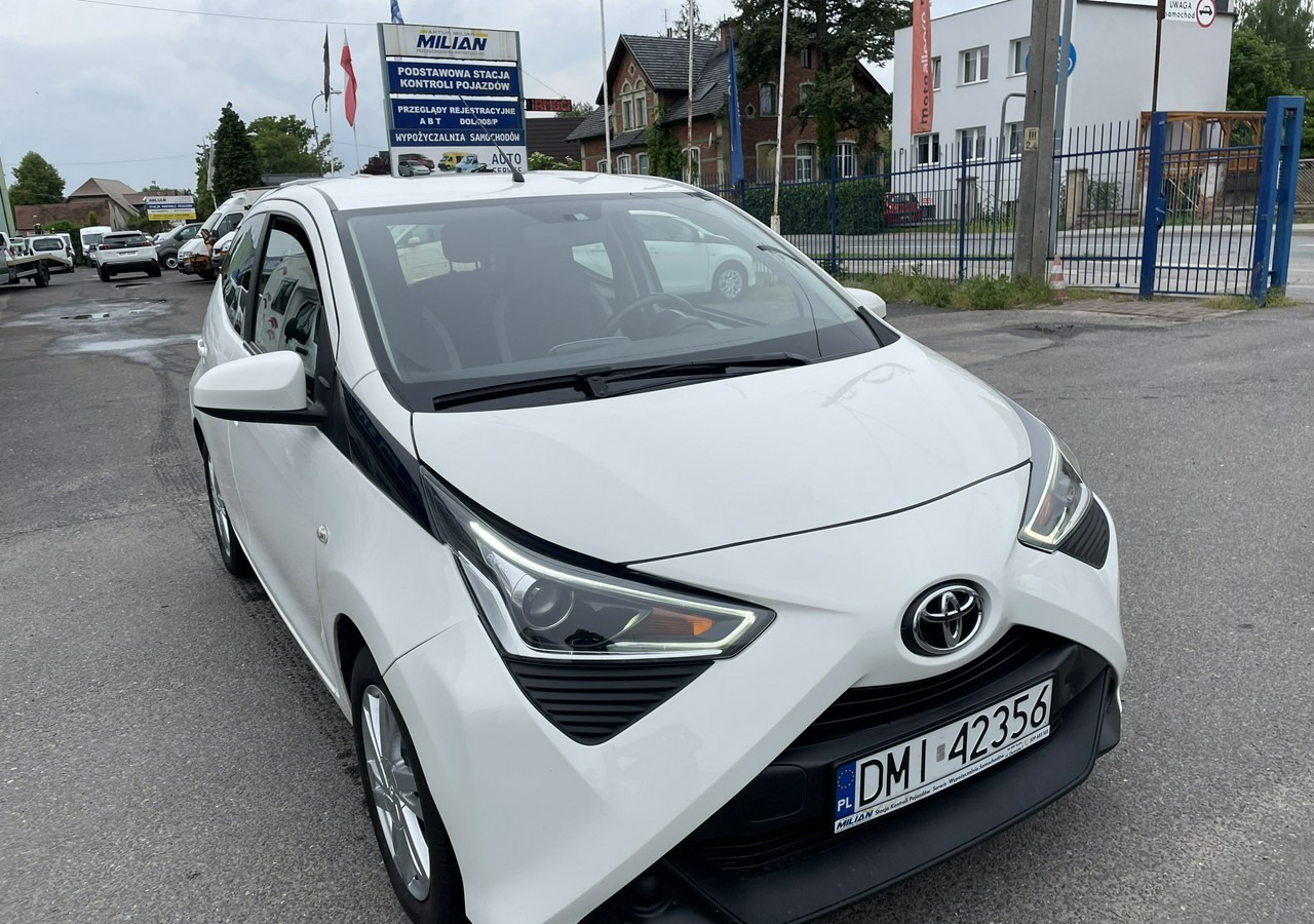 Toyota Aygo II Toyota Aygo 1.0 VVT-i JBL Edition bezyna+LPG Salon PL 2020 - Personenwagen: afbeelding 4 Toyota Aygo II Toyota Aygo 1.0 VVT-i JBL Edition bezyna+LPG Salon PL 2020 - Personenwagen: afbeelding 4
