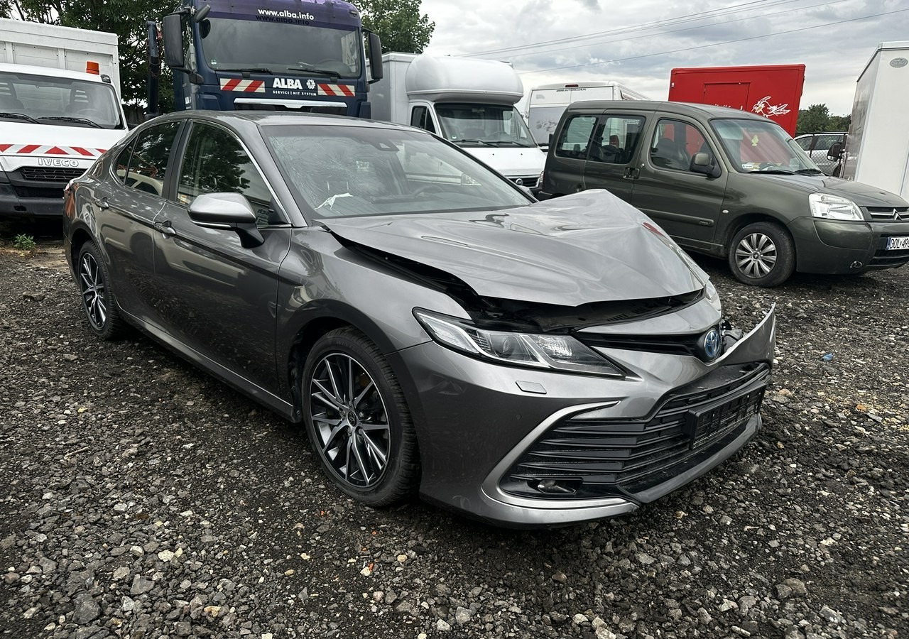 Toyota Camry VIII Toyota Camry 2.5 Hybrid Prestige CVT 2024 Salon PL Bogate wyposażeni - Sedan: afbeelding 1 Toyota Camry VIII Toyota Camry 2.5 Hybrid Prestige CVT 2024 Salon PL Bogate wyposażeni - Sedan: afbeelding 1