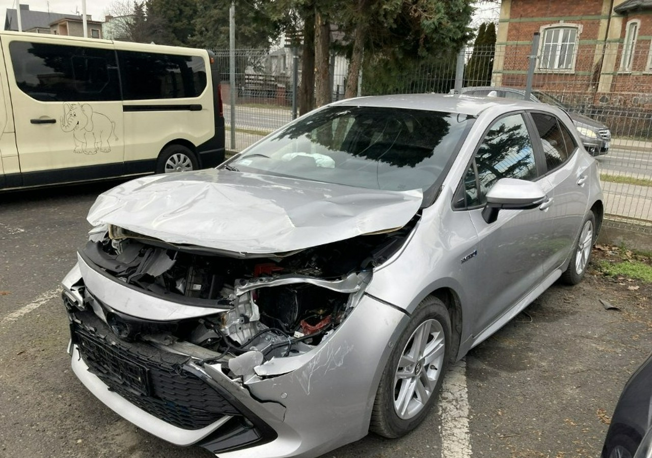 Toyota Corolla XII Corolla 1.8 Hybrid 102KM Comfort Salon PL 2020 - Hatchback: afbeelding 5 Toyota Corolla XII Corolla 1.8 Hybrid 102KM Comfort Salon PL 2020 - Hatchback: afbeelding 5