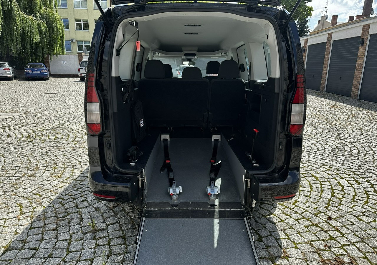 Volkswagen Caddy III Caddy dla Niepełnosprawnych inwalida rampa 43053km PFRON Model 2023 - Personenwagen: afbeelding 4 Volkswagen Caddy III Caddy dla Niepełnosprawnych inwalida rampa 43053km PFRON Model 2023 - Personenwagen: afbeelding 4