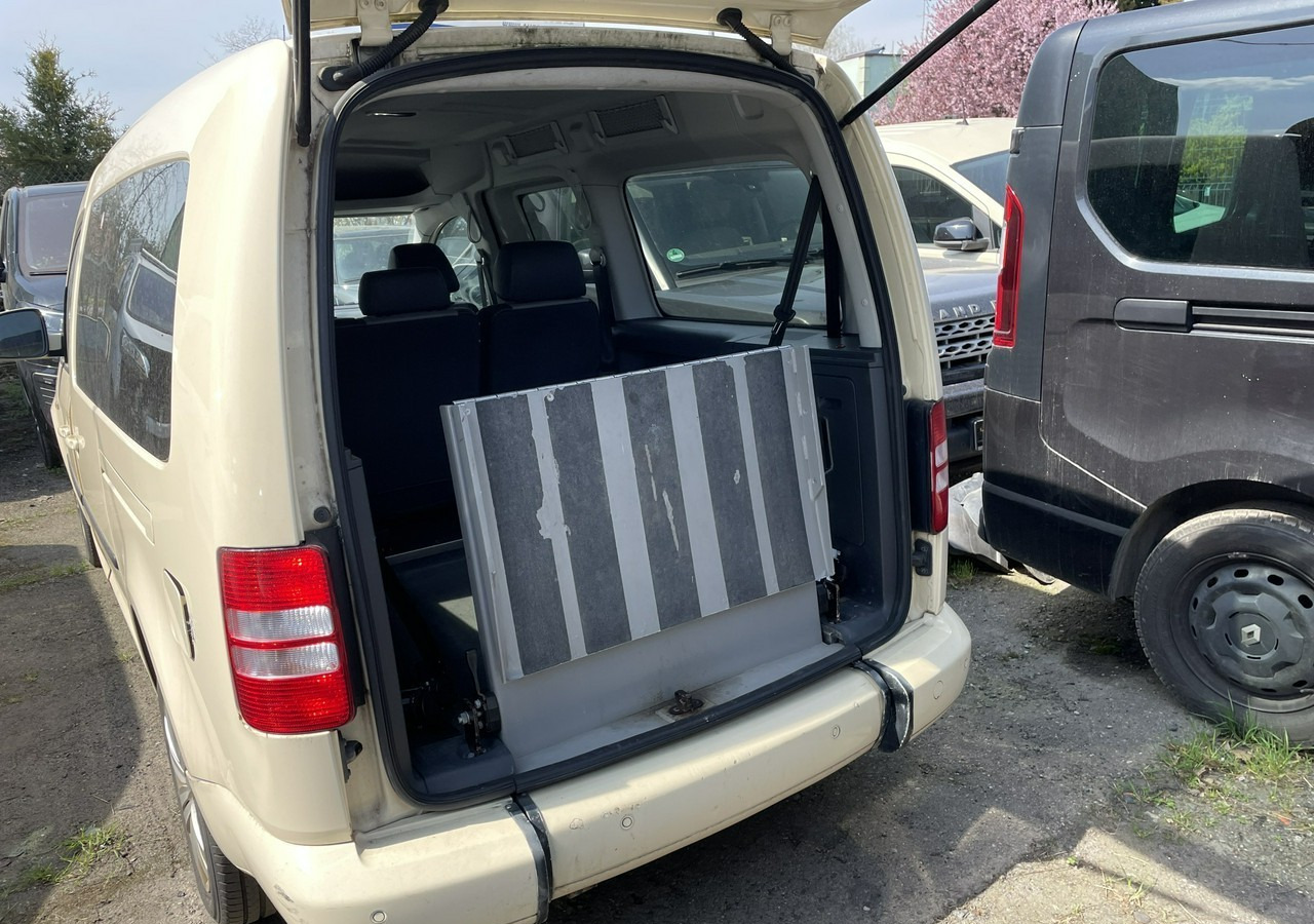 Volkswagen Caddy III Caddy do przewozu Niepełnosprawnych inwalida rampa 2015 - Personenwagen: afbeelding 2 Volkswagen Caddy III Caddy do przewozu Niepełnosprawnych inwalida rampa 2015 - Personenwagen: afbeelding 2