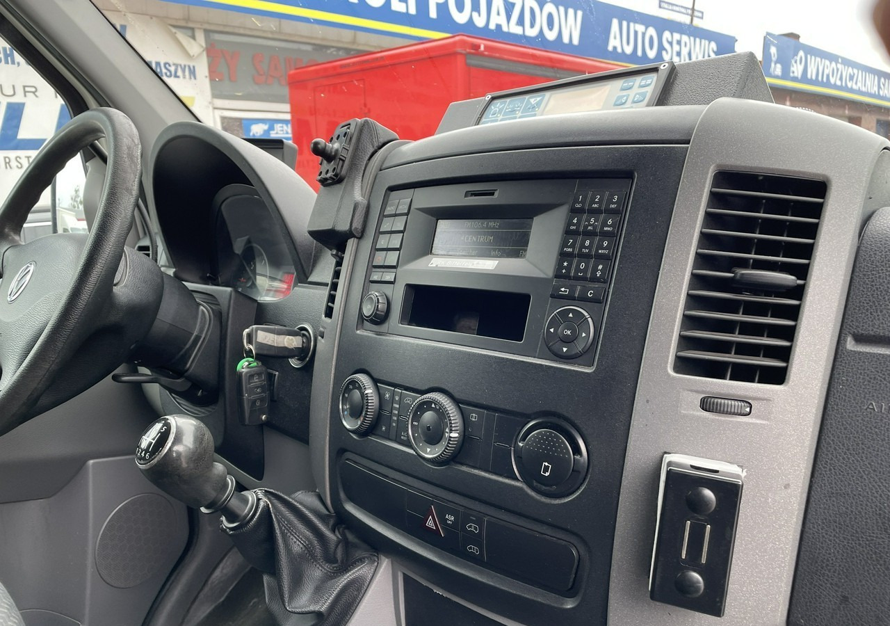 Ambulance Volkswagen Crafter Crafter 2.0-163KM Karetka Ambulans Wyposażony Model 2016: afbeelding 14