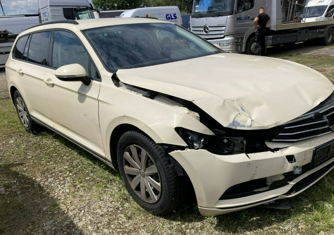 Volkswagen Passat B8 Passat B8 2.0-150KM 2018 - Personenwagen: afbeelding 2 Volkswagen Passat B8 Passat B8 2.0-150KM 2018 - Personenwagen: afbeelding 2