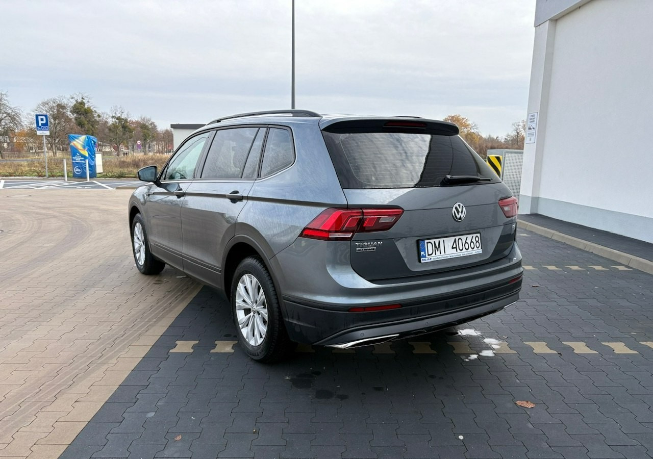 Volkswagen Tiguan II 1,4TSI 150KM 65tyśkm 7osobowy Comfort Tempomat ACC Klima Alu 2018 - SUV: afbeelding 4 Volkswagen Tiguan II 1,4TSI 150KM 65tyśkm 7osobowy Comfort Tempomat ACC Klima Alu 2018 - SUV: afbeelding 4