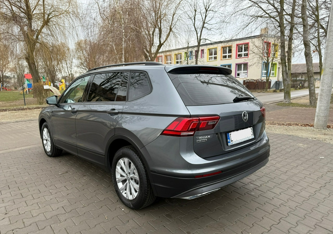 Volkswagen Tiguan II 1,4TSI 150KM 65tyśkm 7osobowy Comfort Tempomat ACC Klima Alu 2018 - Personenwagen: afbeelding 3 Volkswagen Tiguan II 1,4TSI 150KM 65tyśkm 7osobowy Comfort Tempomat ACC Klima Alu 2018 - Personenwagen: afbeelding 3