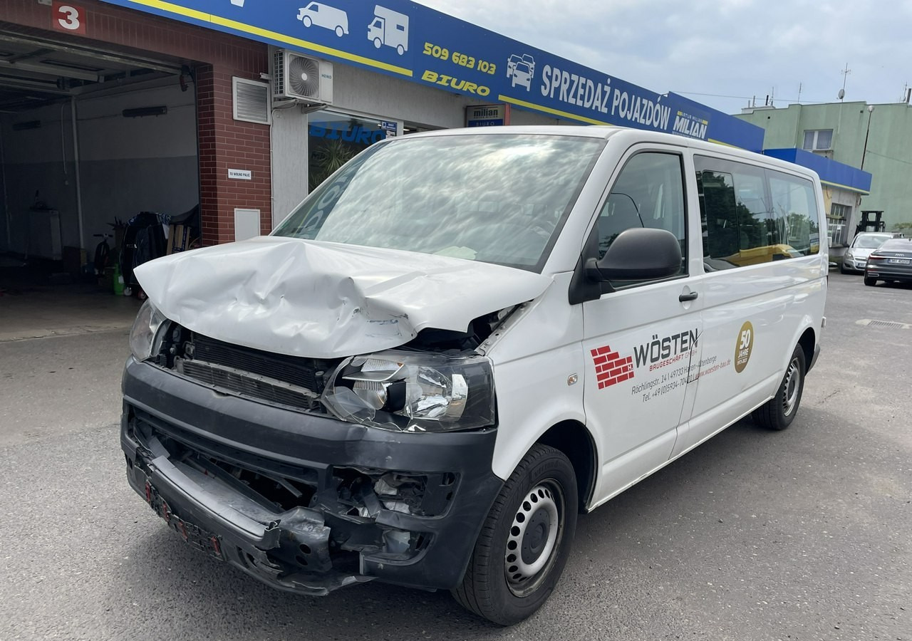 Volkswagen Transporter T5 Volkswagen Transporter Long 2.0-140KM 9-osobowy Model 2015 - Personenwagen: afbeelding 3 Volkswagen Transporter T5 Volkswagen Transporter Long 2.0-140KM 9-osobowy Model 2015 - Personenwagen: afbeelding 3
