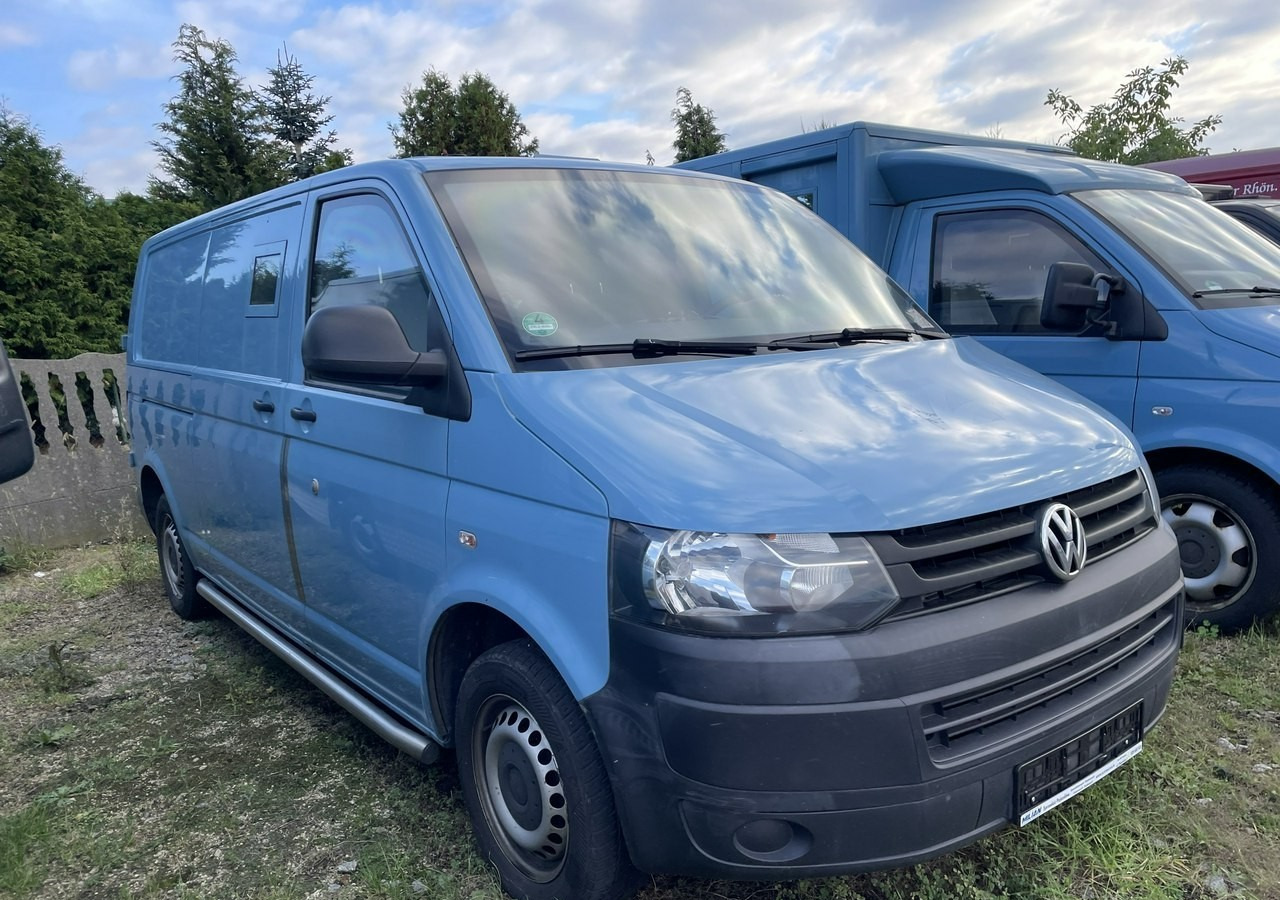 Volkswagen Transporter Trasporter T5 Bankowóz kuloodporny opancerzony 2015 - Waardetransport: afbeelding 2 Volkswagen Transporter Trasporter T5 Bankowóz kuloodporny opancerzony 2015 - Waardetransport: afbeelding 2
