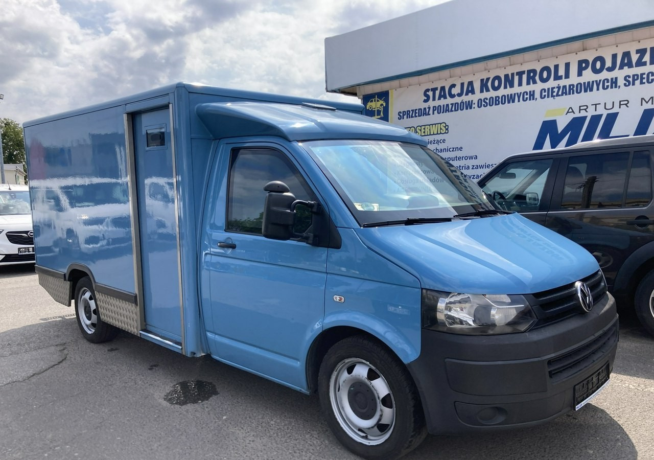 Volkswagen Transporter Trasporter T5 Bankowóz kuloodporny opanceżony Model 2015 - Waardetransport: afbeelding 2 Volkswagen Transporter Trasporter T5 Bankowóz kuloodporny opanceżony Model 2015 - Waardetransport: afbeelding 2