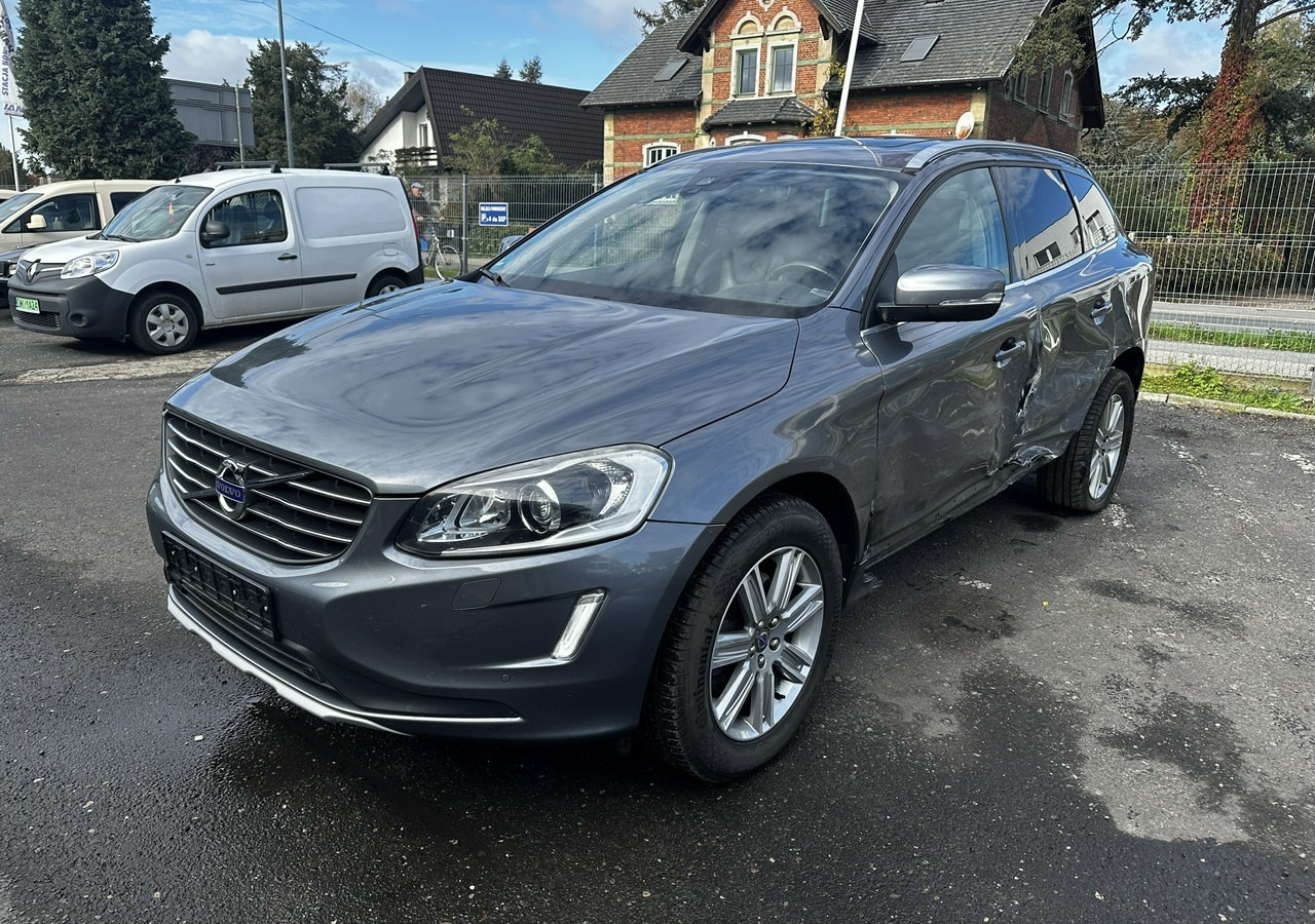 Volvo XC60 I Volvo XC 60 D4AWD Bogate wyposażenie 2017 - SUV: afbeelding 2 Volvo XC60 I Volvo XC 60 D4AWD Bogate wyposażenie 2017 - SUV: afbeelding 2