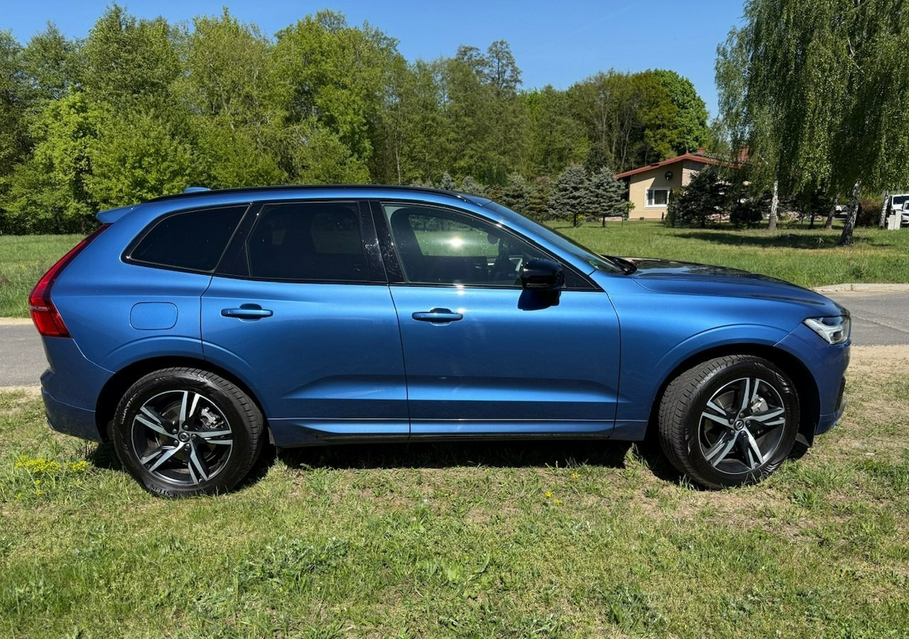 Volvo XC60 II XC60 R-design 2.0D5 235KM Automat Navi Kamery360 Panorama HAK Harman - SUV: afbeelding 2 Volvo XC60 II XC60 R-design 2.0D5 235KM Automat Navi Kamery360 Panorama HAK Harman - SUV: afbeelding 2