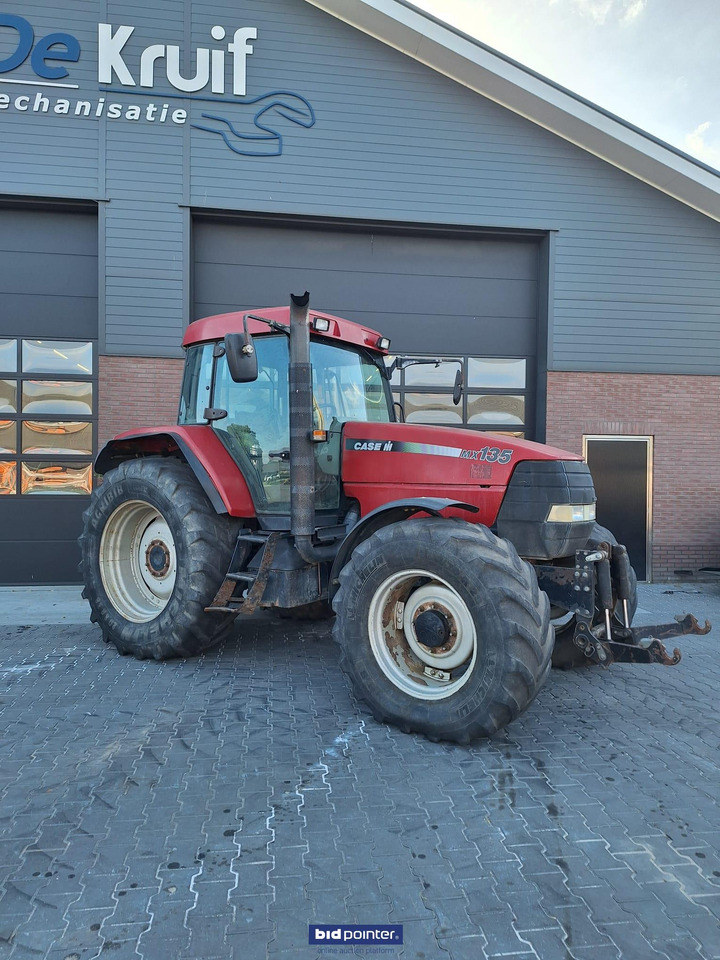 Case MX 135 - Tractor: afbeelding 1 Case MX 135 - Tractor: afbeelding 1