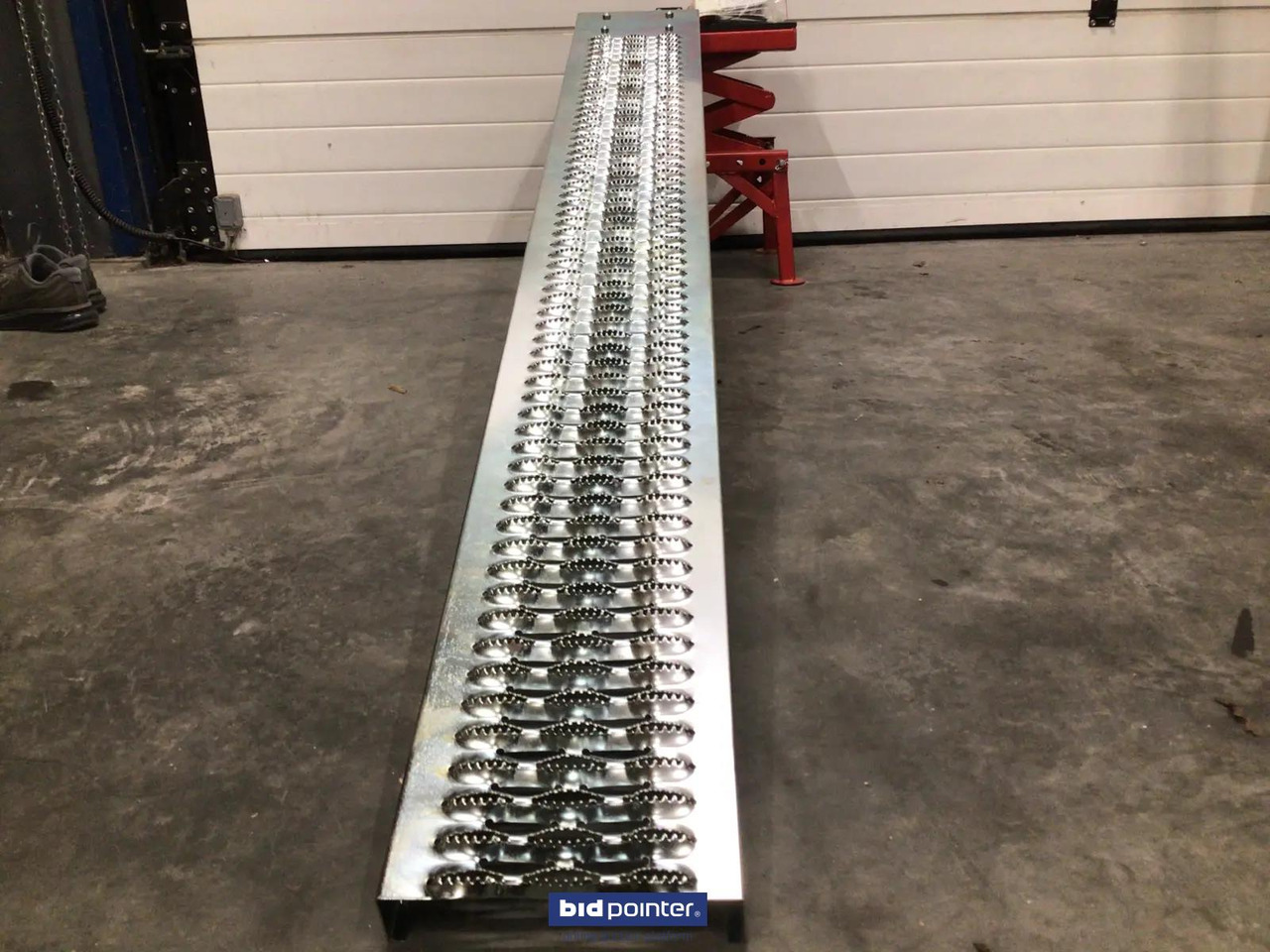 HH Metalen oprijplank - Laadbrug: afbeelding 2 HH Metalen oprijplank - Laadbrug: afbeelding 2