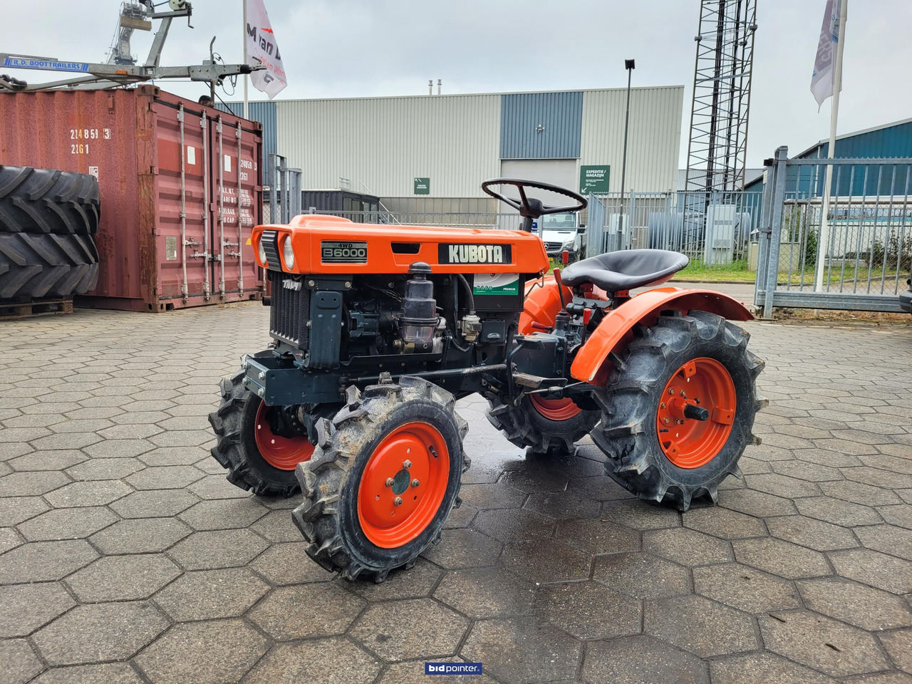 Kubota B6000 4x4 - Mini tractor: afbeelding 2 Kubota B6000 4x4 - Mini tractor: afbeelding 2