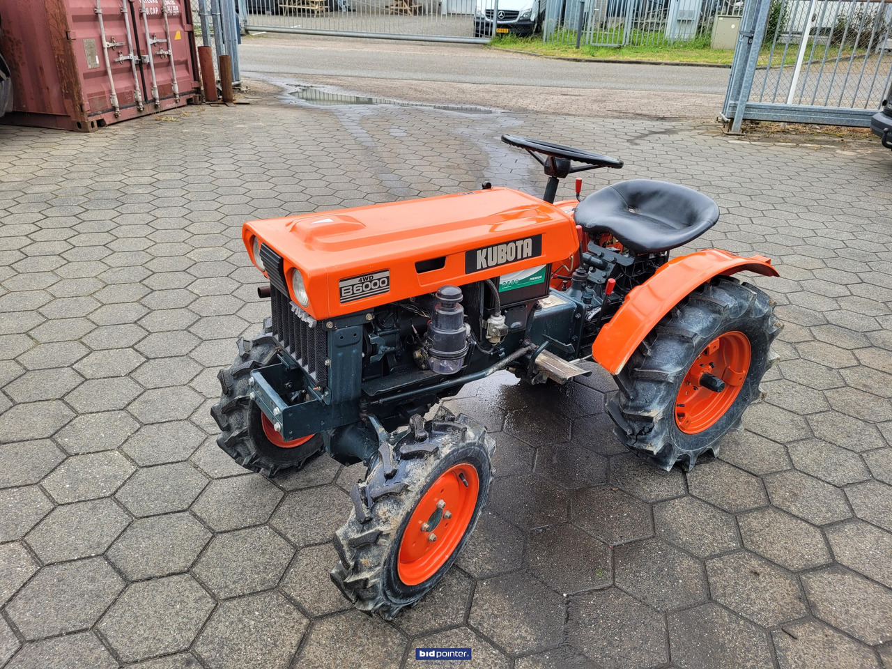 Kubota B6000 4x4 - Mini tractor: afbeelding 4 Kubota B6000 4x4 - Mini tractor: afbeelding 4