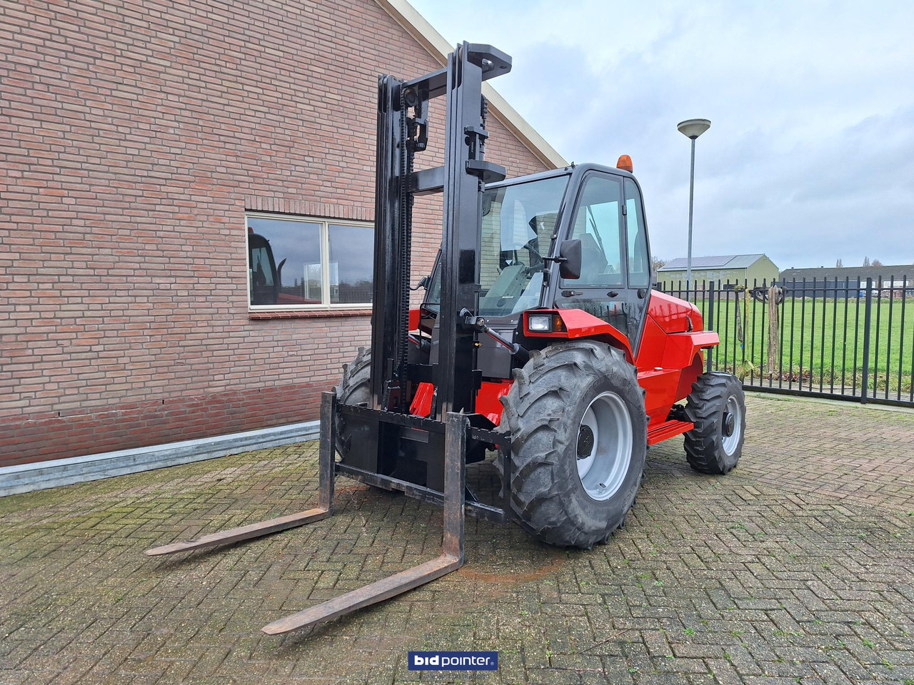 Manitou 30-4 4x4 - Diesel heftruck: afbeelding 1 Manitou 30-4 4x4 - Diesel heftruck: afbeelding 1