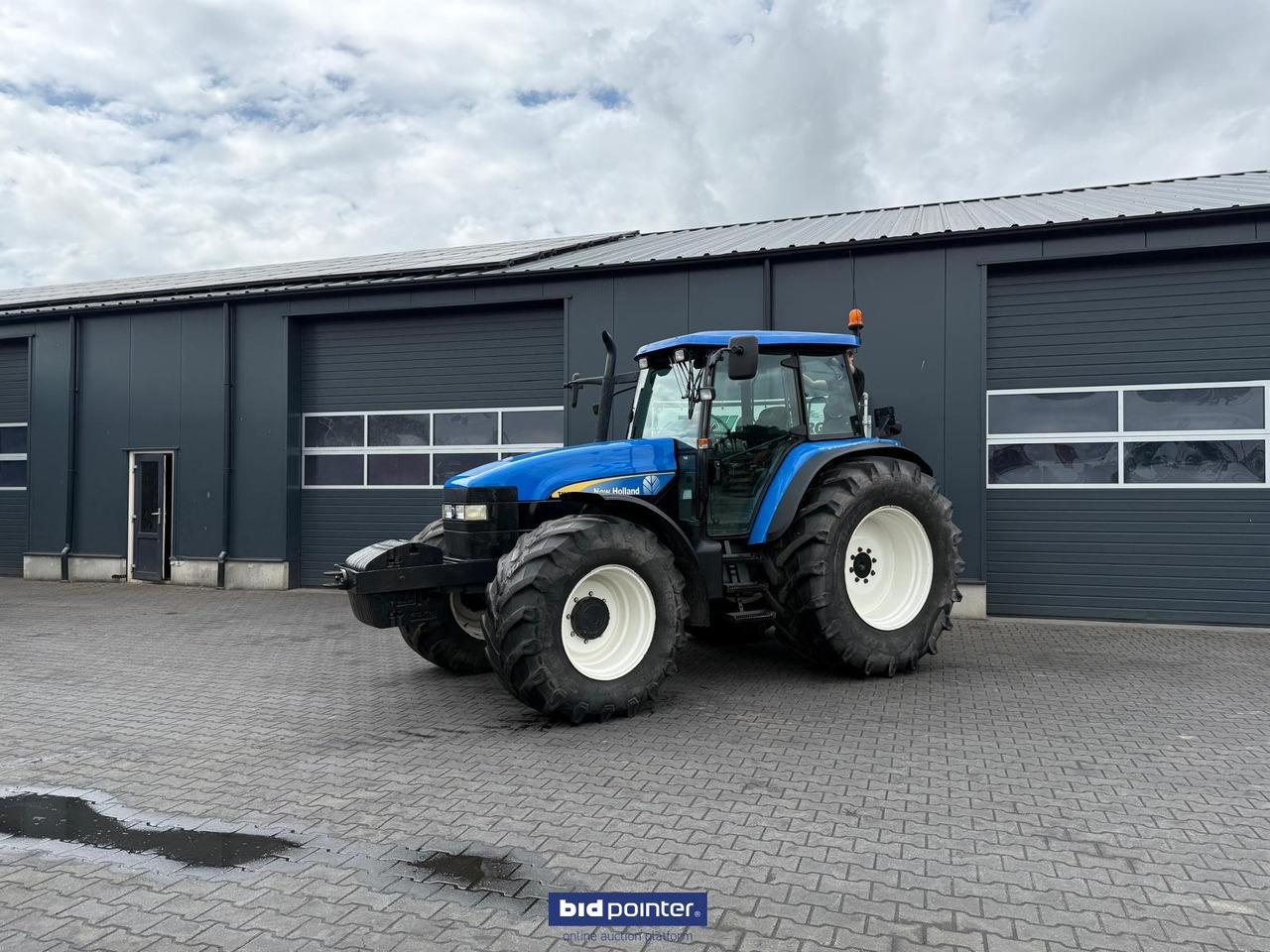 New Holland TM 140 - Tractor: afbeelding 1 New Holland TM 140 - Tractor: afbeelding 1