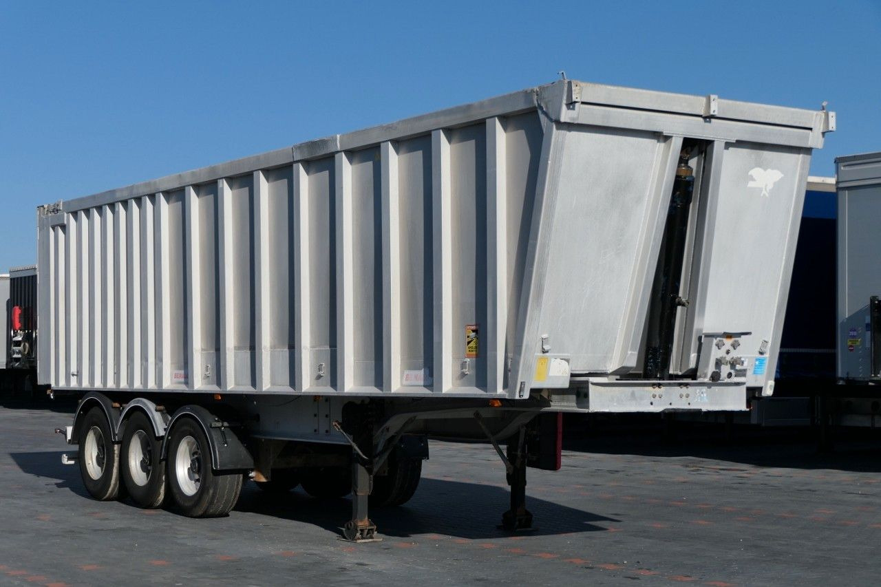 Benalu TIPPER 45 M3/WHOLE ALUMINIUM/5700 KG/FLAP-DOORS - Kipper oplegger: afbeelding 1 Benalu TIPPER 45 M3/WHOLE ALUMINIUM/5700 KG/FLAP-DOORS - Kipper oplegger: afbeelding 1