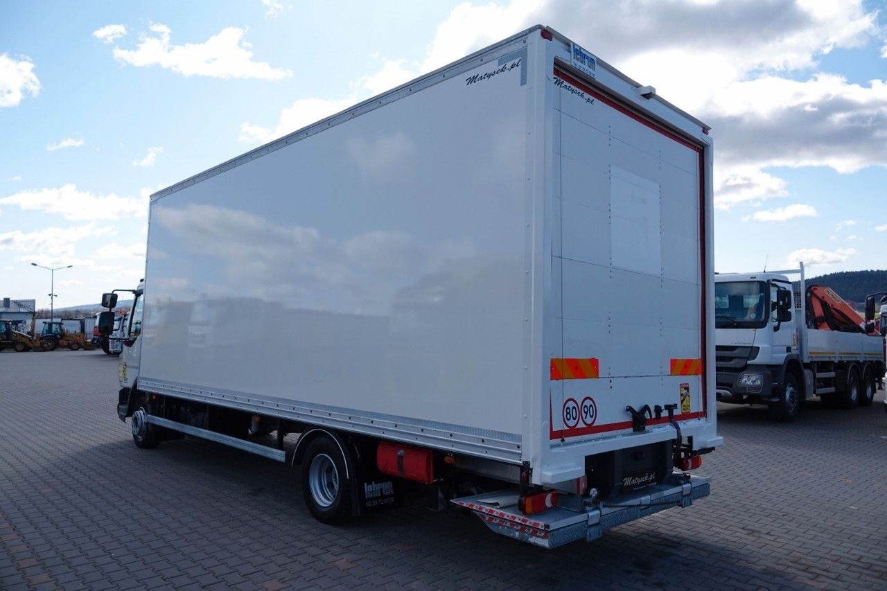 DAF LF 210 / KONTENER - 7 M / SOLÓWKA / WINDA DHOLLA - Bakwagen: afbeelding 2 DAF LF 210 / KONTENER - 7 M / SOLÓWKA / WINDA DHOLLA - Bakwagen: afbeelding 2