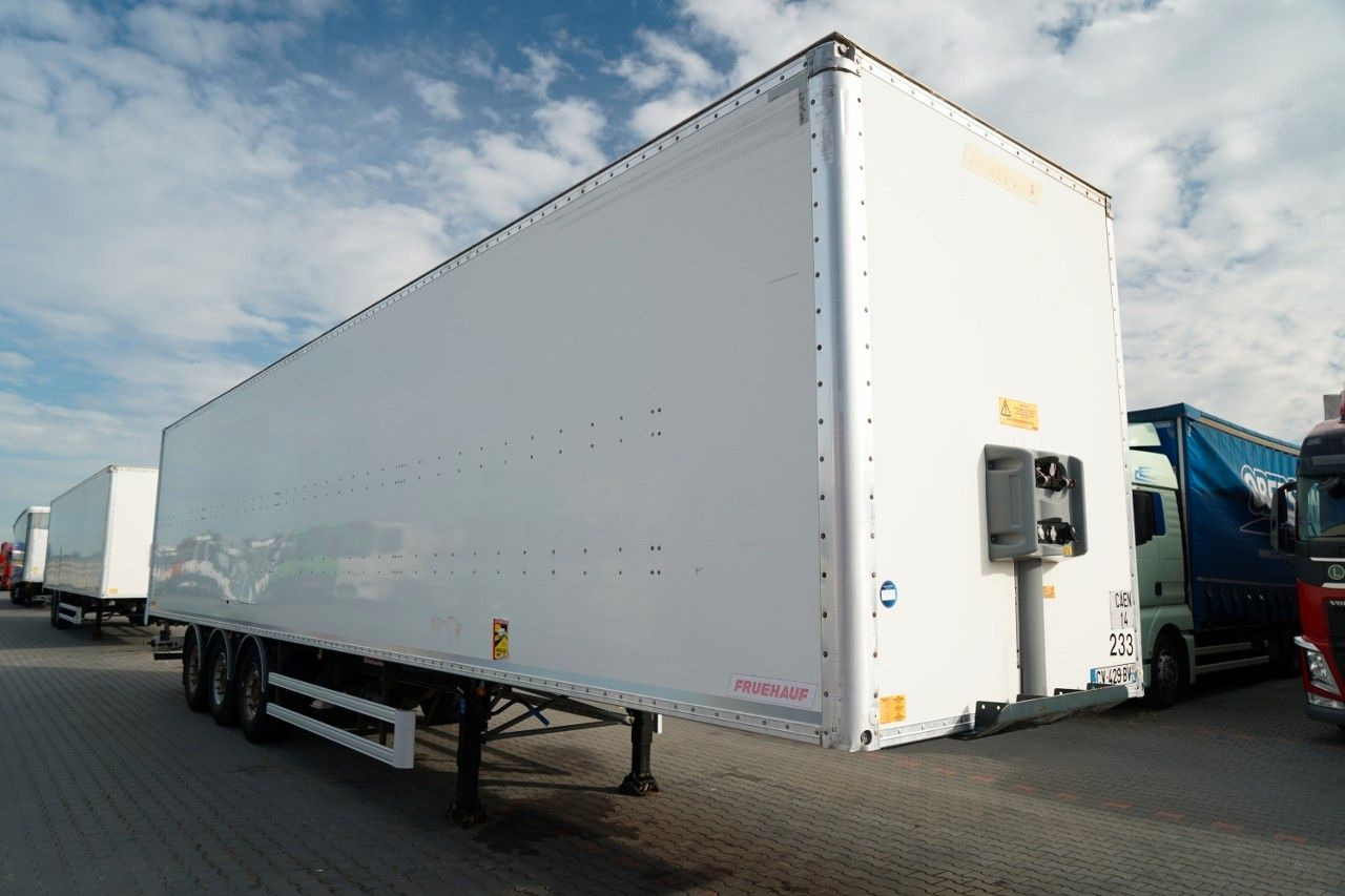 Frühauf KONTENER / KOFFER / ROLETA / BARDZO MOCNA PODŁO - Koelwagen oplegger: afbeelding 2 Frühauf KONTENER / KOFFER / ROLETA / BARDZO MOCNA PODŁO - Koelwagen oplegger: afbeelding 2