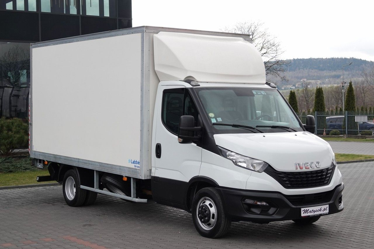 Iveco DAILY 3.0 / KONTENER-FURGON / WINDA 750 KG / DMC - Koelwagen: afbeelding 2 Iveco DAILY 3.0 / KONTENER-FURGON / WINDA 750 KG / DMC - Koelwagen: afbeelding 2