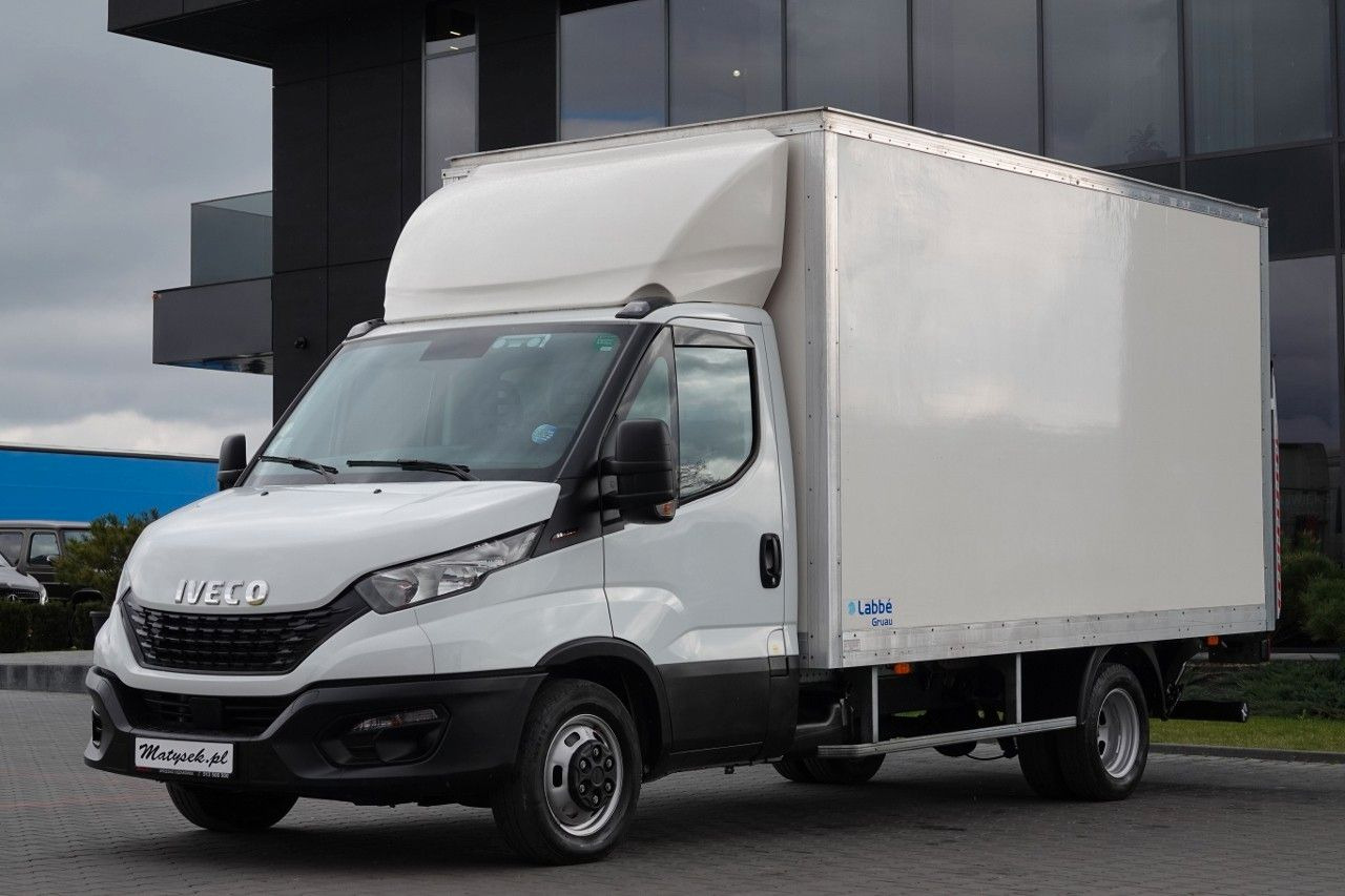 Iveco DAILY 3.0 / KONTENER-FURGON / WINDA 750 KG / DMC - Koelwagen: afbeelding 4 Iveco DAILY 3.0 / KONTENER-FURGON / WINDA 750 KG / DMC - Koelwagen: afbeelding 4