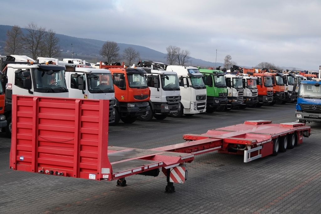 Kässbohrer NSP-24 / NACZEPA LAWETA / NISKOPODWOZIE / ROZCIĄ Kässbohrer NSP-24 / NACZEPA LAWETA / NISKOPODWOZIE / ROZCIĄ - Dieplader oplegger: afbeelding 1 Kässbohrer NSP-24 / NACZEPA LAWETA / NISKOPODWOZIE / ROZCIĄ Kässbohrer NSP-24 / NACZEPA LAWETA / NISKOPODWOZIE / ROZCIĄ - Dieplader oplegger: afbeelding 1