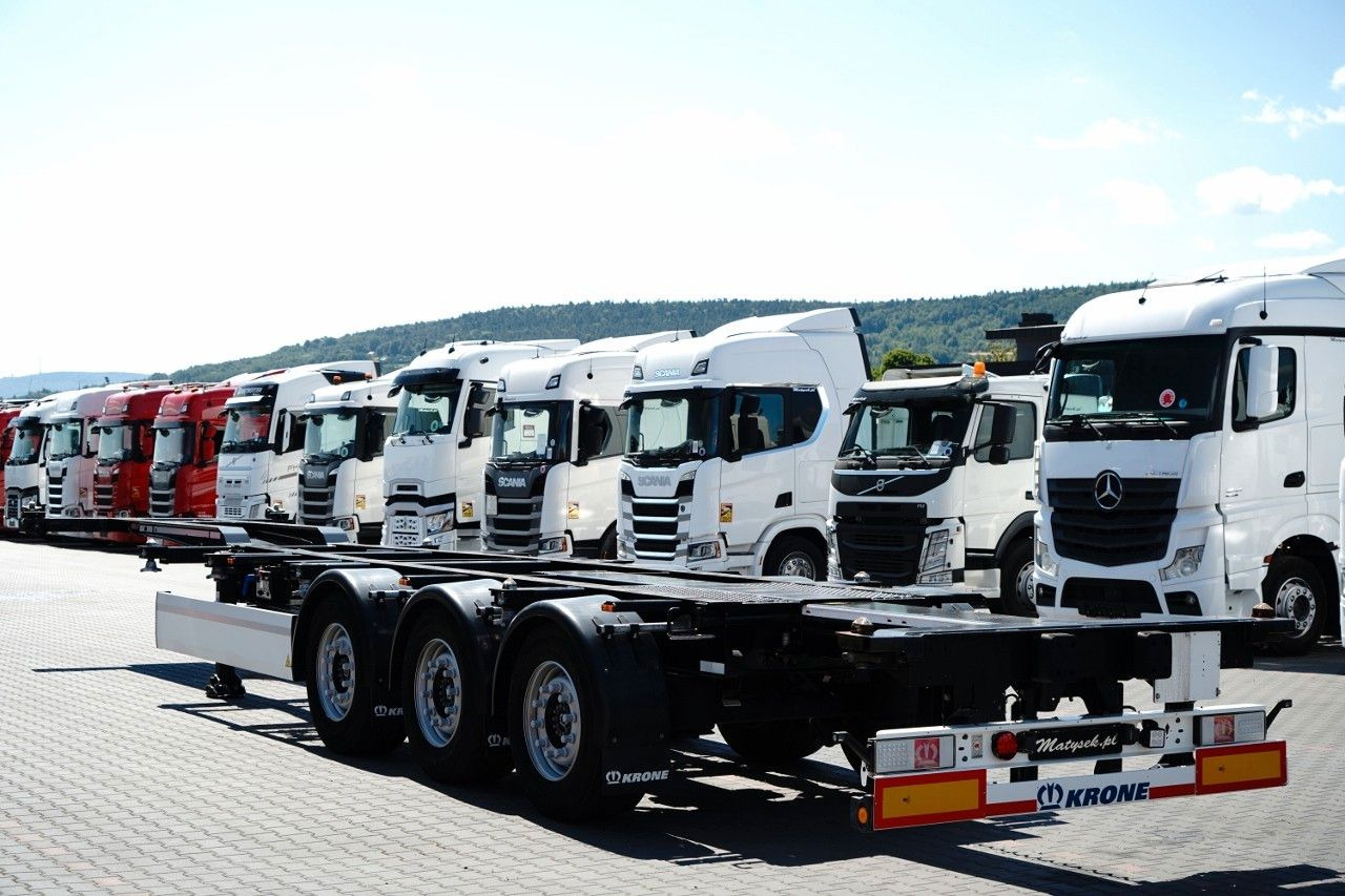 Krone / NACZEPA PODKONTENEROWA / MAŁO UŻYWANA / UNIWER - Containertransporter/ Wissellaadbak oplegger: afbeelding 5 Krone / NACZEPA PODKONTENEROWA / MAŁO UŻYWANA / UNIWER - Containertransporter/ Wissellaadbak oplegger: afbeelding 5