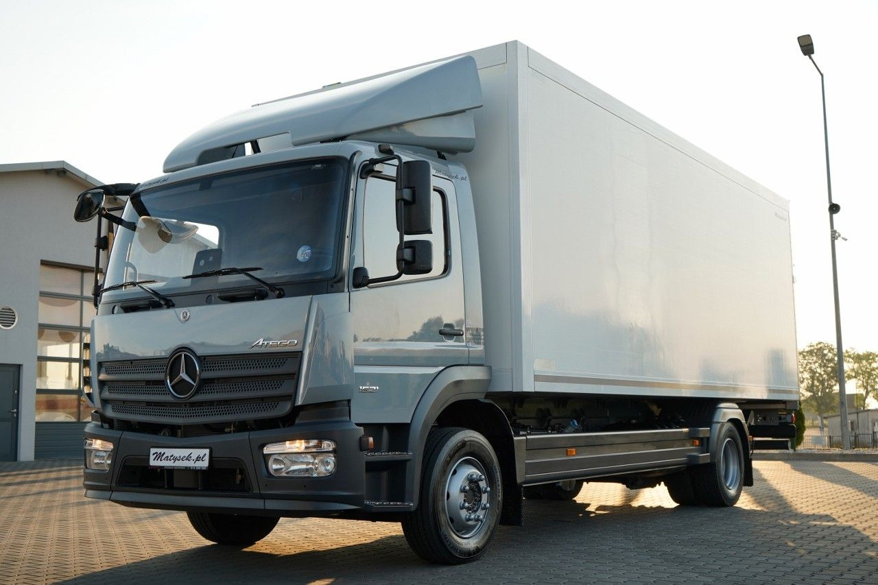 Mercedes-Benz ATEGO 1521 / IZOTERMA / KONTENER / WINDA BAR - - Koelwagen: afbeelding 4 Mercedes-Benz ATEGO 1521 / IZOTERMA / KONTENER / WINDA BAR - - Koelwagen: afbeelding 4