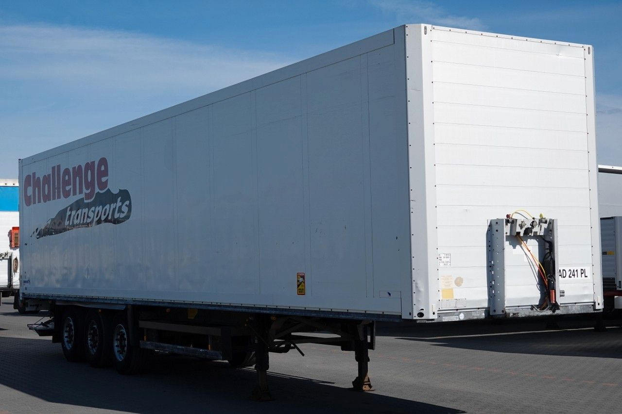 Schmitz Cargobull KONTENER KOFFER / WINDA MBB / SAF / SPROWADZONA - Koelwagen oplegger: afbeelding 1 Schmitz Cargobull KONTENER KOFFER / WINDA MBB / SAF / SPROWADZONA - Koelwagen oplegger: afbeelding 1