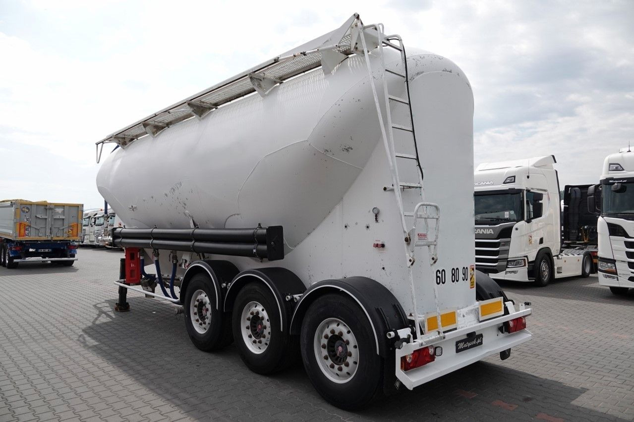 Spitzer CEMENTONACZEPA / 37 000 L / SILOS / 3 KOMORY - Bulkoplegger: afbeelding 5 Spitzer CEMENTONACZEPA / 37 000 L / SILOS / 3 KOMORY - Bulkoplegger: afbeelding 5