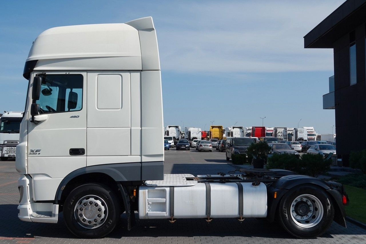 DAF XF 460 / MANUAL / STANDARD / SUPER SPACE CAB - Trekker: afbeelding 3 DAF XF 460 / MANUAL / STANDARD / SUPER SPACE CAB - Trekker: afbeelding 3