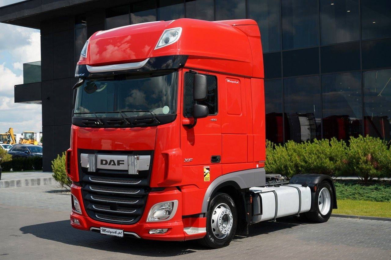 DAF XF 480 / LOW DECK / MEGA / 2021 / SSC / PO ZŁOTY - Trekker: afbeelding 4 DAF XF 480 / LOW DECK / MEGA / 2021 / SSC / PO ZŁOTY - Trekker: afbeelding 4