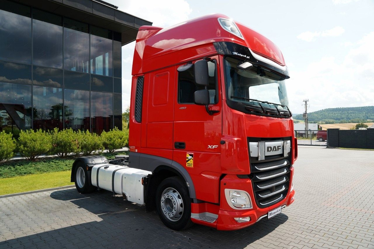 DAF XF 480 / LOW DECK / MEGA / 2021 / SSC / PO ZŁOTY - Trekker: afbeelding 3 DAF XF 480 / LOW DECK / MEGA / 2021 / SSC / PO ZŁOTY - Trekker: afbeelding 3