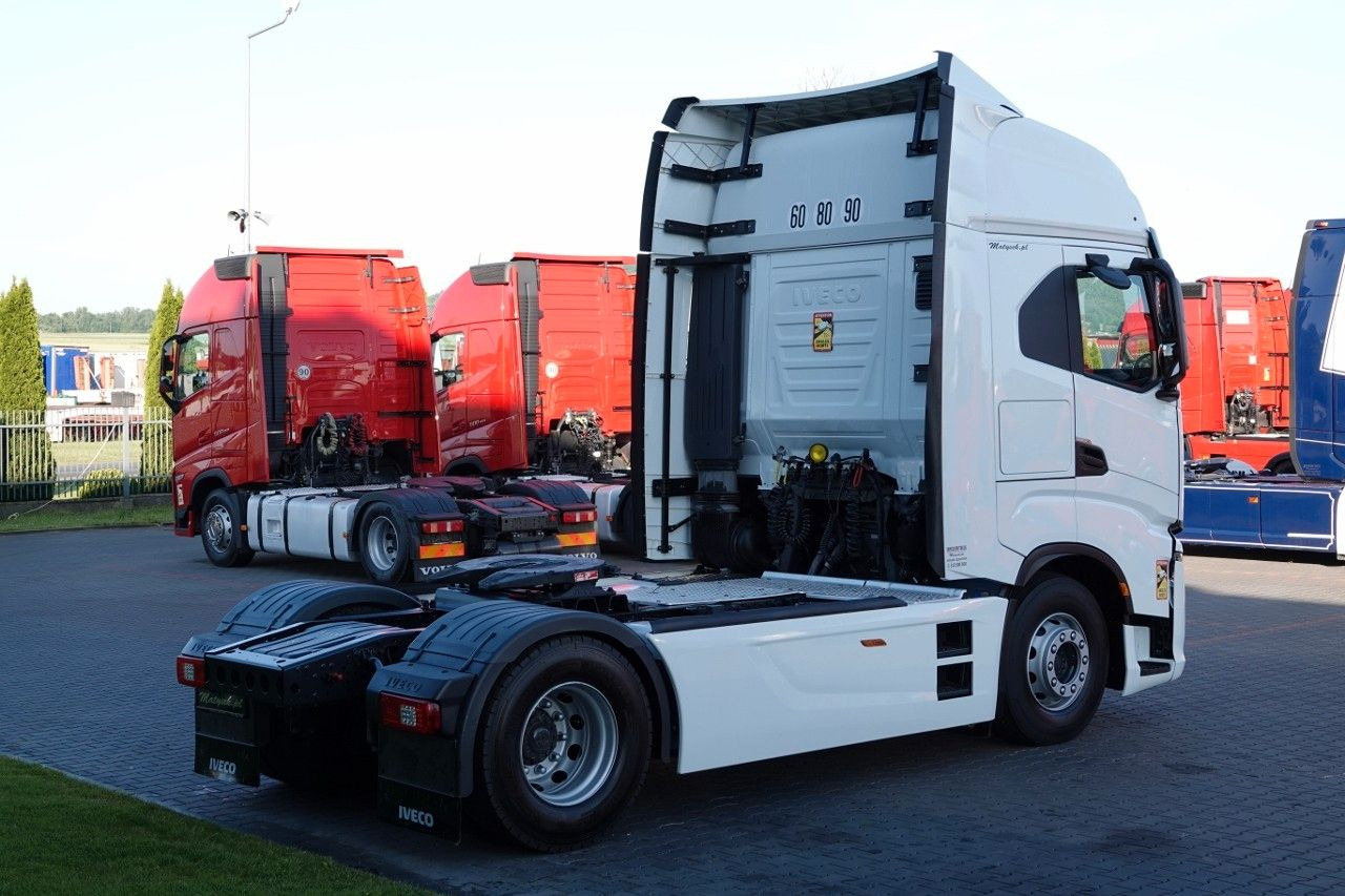 Iveco S-WAY / 530 / RETARDER / I-PARK COOL / OPONY 100 - Trekker: afbeelding 5 Iveco S-WAY / 530 / RETARDER / I-PARK COOL / OPONY 100 - Trekker: afbeelding 5