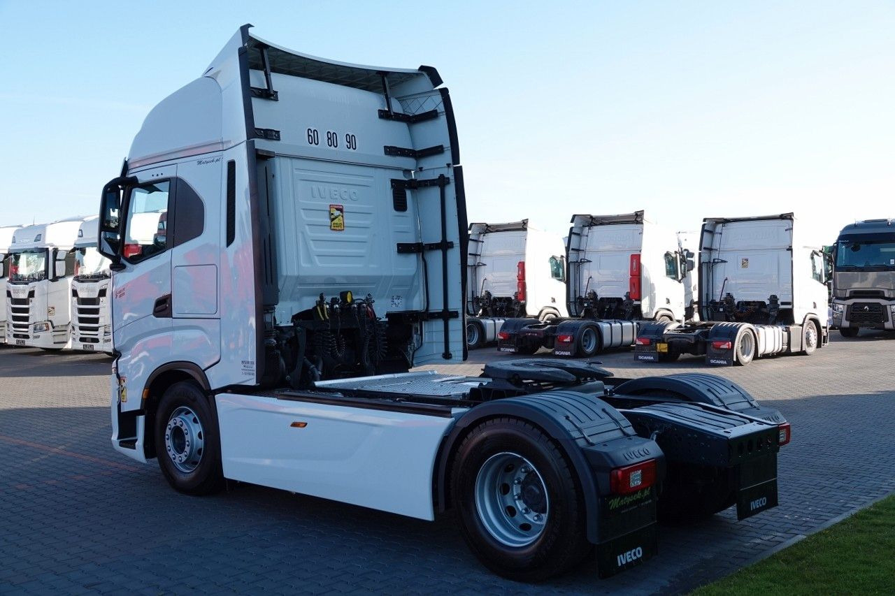 Iveco S-WAY / 530 / RETARDER / I-PARK COOL / OPONY 100 - Trekker: afbeelding 4 Iveco S-WAY / 530 / RETARDER / I-PARK COOL / OPONY 100 - Trekker: afbeelding 4
