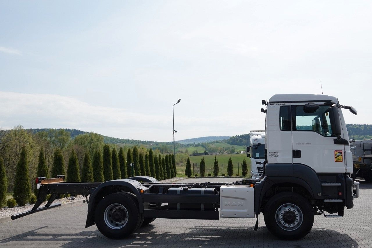 MAN TGS 18.420 / 4X4 / RAMA DŁ. 5,6 M / NAVI / DO Z - Trekker: afbeelding 5 MAN TGS 18.420 / 4X4 / RAMA DŁ. 5,6 M / NAVI / DO Z - Trekker: afbeelding 5