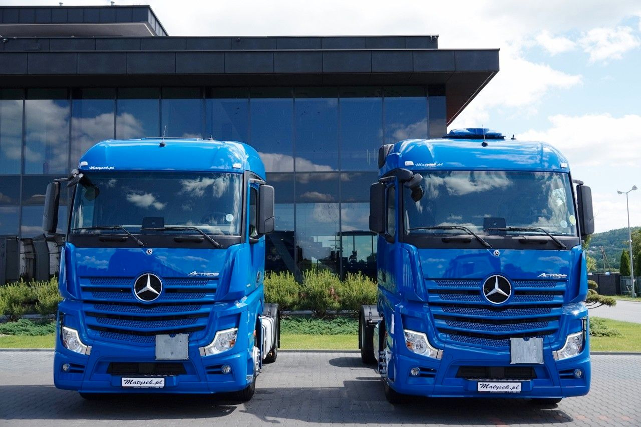 Mercedes-Benz ACTROS 1848 / MP5 / HYDRAULIKA / PEŁNY ADR / ALU - Trekker: afbeelding 3 Mercedes-Benz ACTROS 1848 / MP5 / HYDRAULIKA / PEŁNY ADR / ALU - Trekker: afbeelding 3