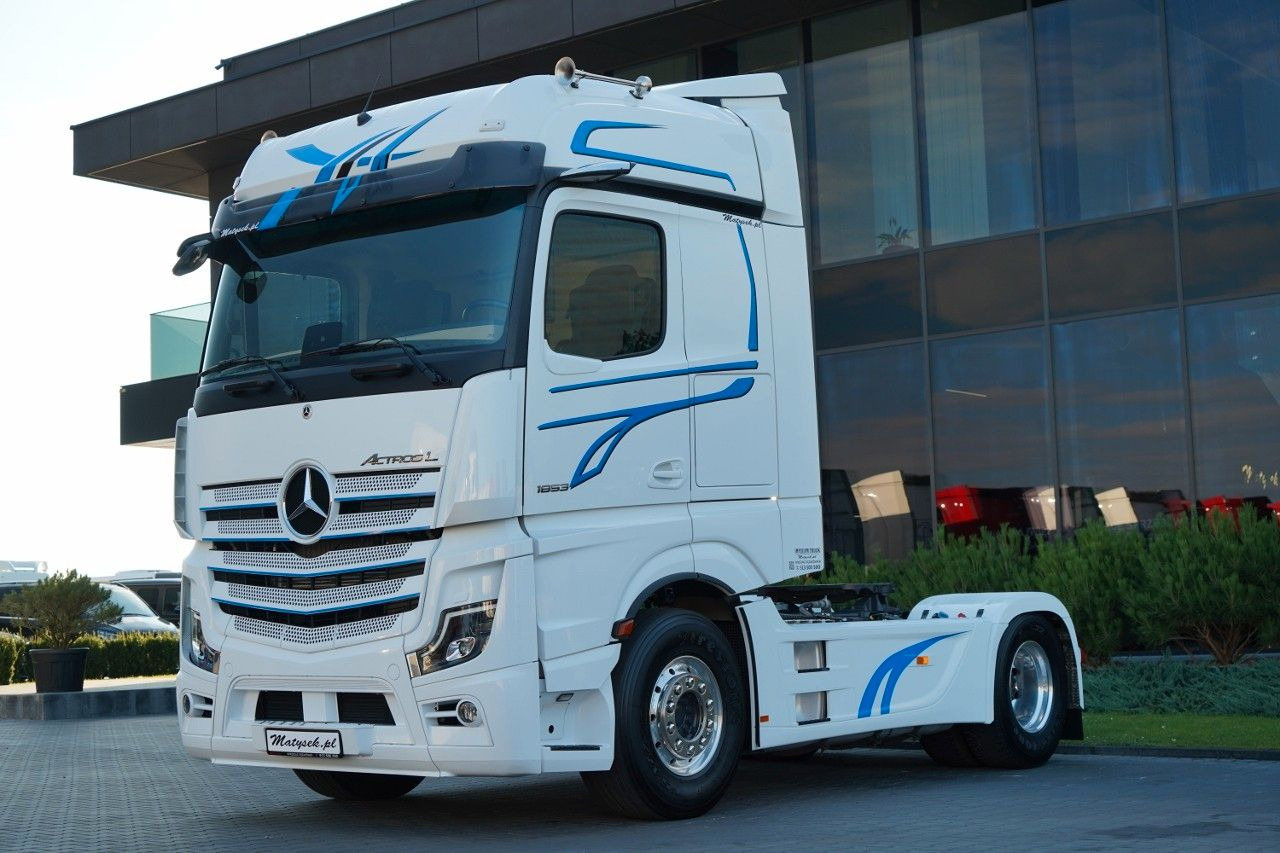 Mercedes-Benz ACTROS 1853 / BIG SPACE / HYDRAULIKA DWUOBWODOWA - Trekker: afbeelding 4 Mercedes-Benz ACTROS 1853 / BIG SPACE / HYDRAULIKA DWUOBWODOWA - Trekker: afbeelding 4