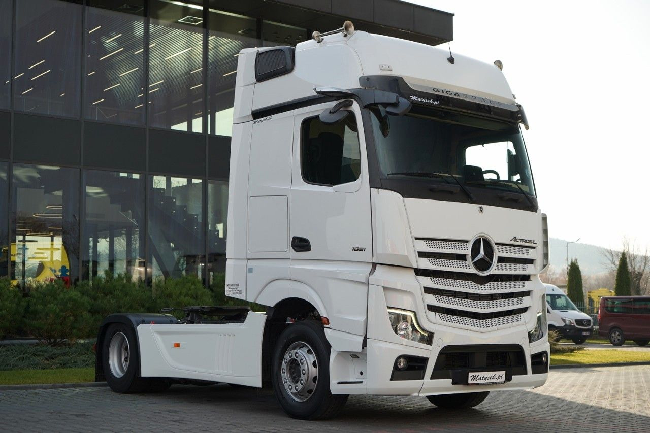 Mercedes-Benz ACTROS L 1851 / GIGA SPACE / RETARDER / 2022 R - Trekker: afbeelding 5 Mercedes-Benz ACTROS L 1851 / GIGA SPACE / RETARDER / 2022 R - Trekker: afbeelding 5