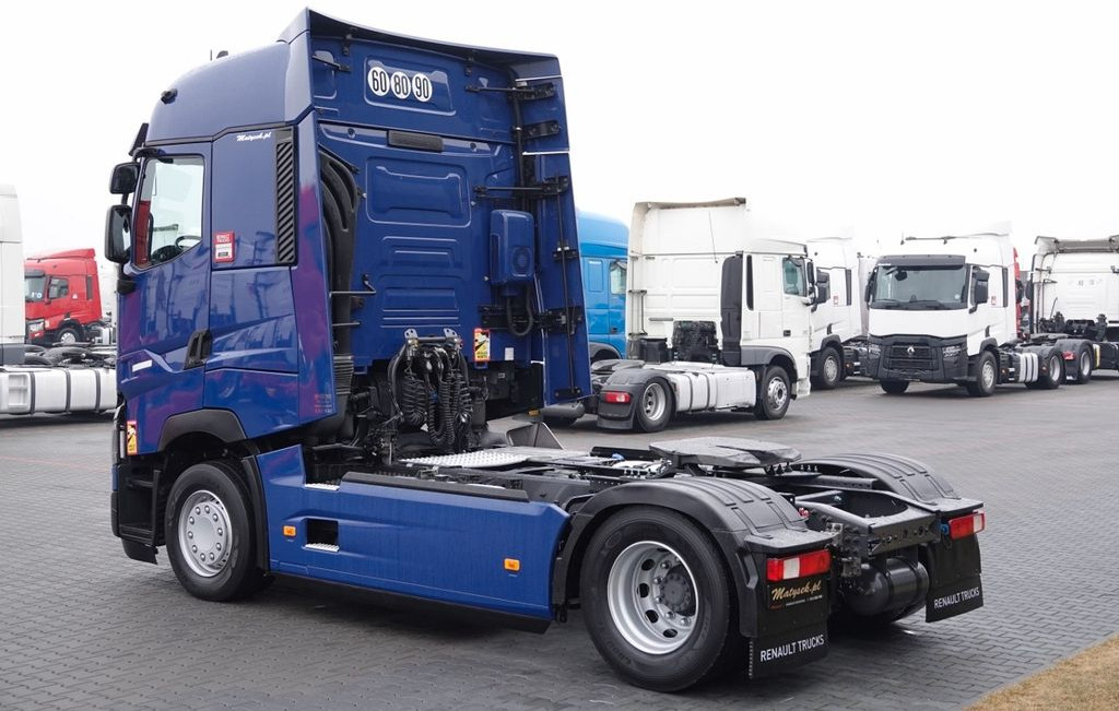 Renault T 520 / 13 L / RETARDER / I-PARK COOL / SKÓRY / - Trekker: afbeelding 3 Renault T 520 / 13 L / RETARDER / I-PARK COOL / SKÓRY / - Trekker: afbeelding 3
