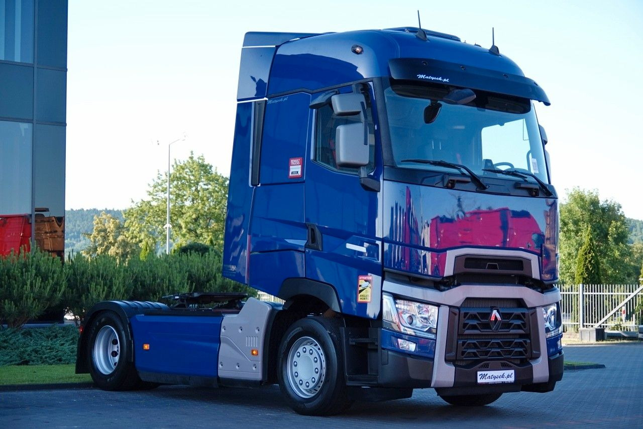 Renault T 520 / 13 L / RETARDER / I-PARK COOL / SKÓRY / Renault T 520 / 13 L / RETARDER / I-PARK COOL / SKÓRY / - Trekker: afbeelding 1 Renault T 520 / 13 L / RETARDER / I-PARK COOL / SKÓRY / Renault T 520 / 13 L / RETARDER / I-PARK COOL / SKÓRY / - Trekker: afbeelding 1