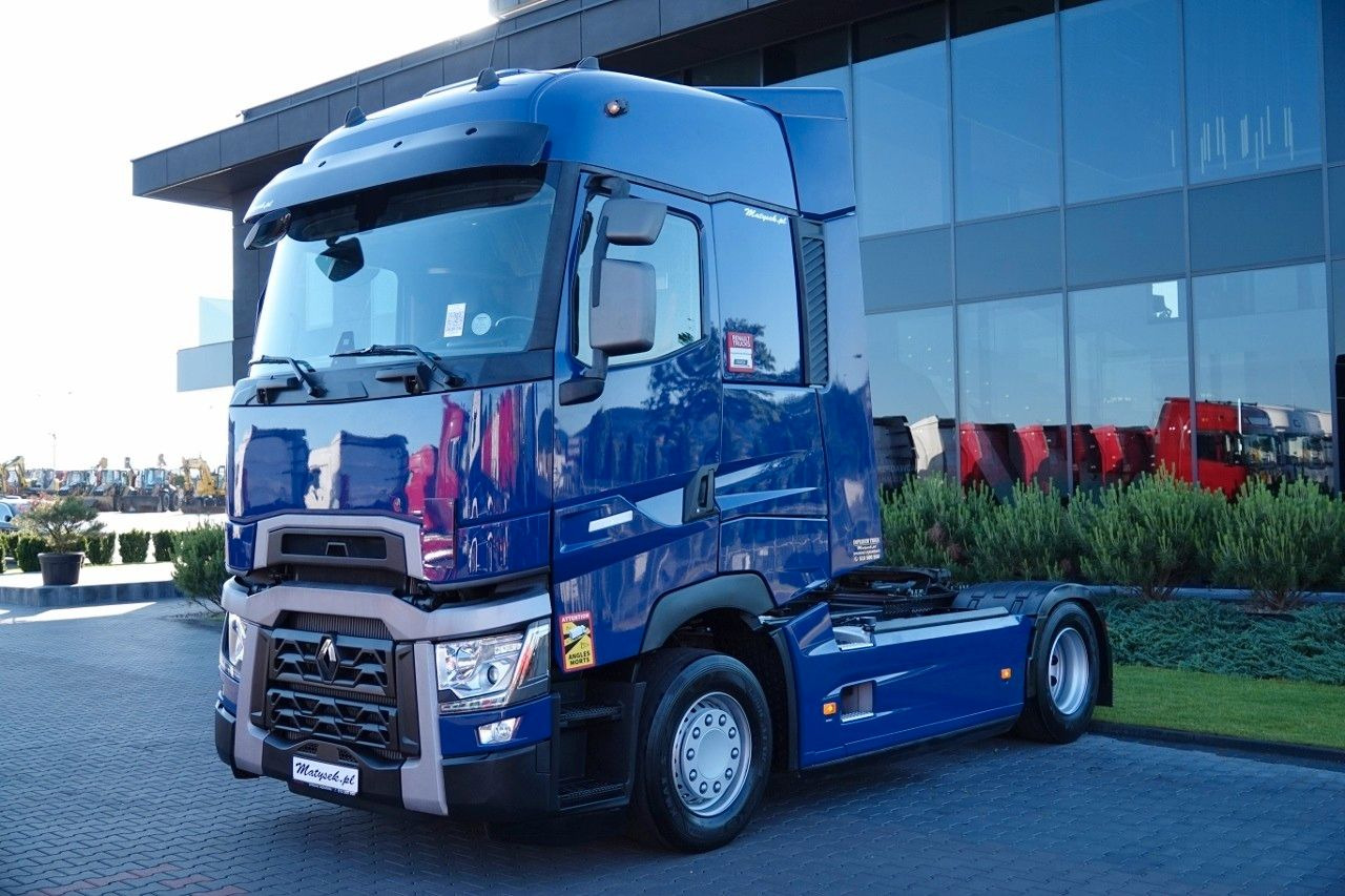 Renault T 520 / 13 L / RETARDER / I-PARK COOL / SKÓRY / Renault T 520 / 13 L / RETARDER / I-PARK COOL / SKÓRY / - Trekker: afbeelding 2 Renault T 520 / 13 L / RETARDER / I-PARK COOL / SKÓRY / Renault T 520 / 13 L / RETARDER / I-PARK COOL / SKÓRY / - Trekker: afbeelding 2