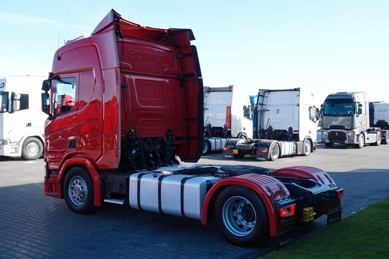 Scania R 450 / LOWDECK / MEGA / OPONY 100% / 2021 / P - Trekker: afbeelding 4 Scania R 450 / LOWDECK / MEGA / OPONY 100% / 2021 / P - Trekker: afbeelding 4