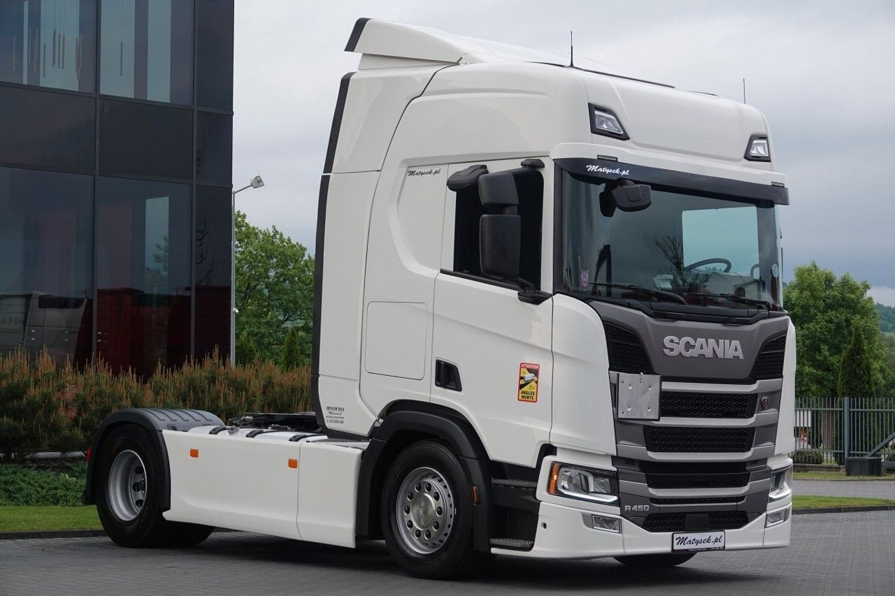 Scania R 450 / RETARDER / FULL AIRMATIC / OPONY 100% / - Trekker: afbeelding 2 Scania R 450 / RETARDER / FULL AIRMATIC / OPONY 100% / - Trekker: afbeelding 2