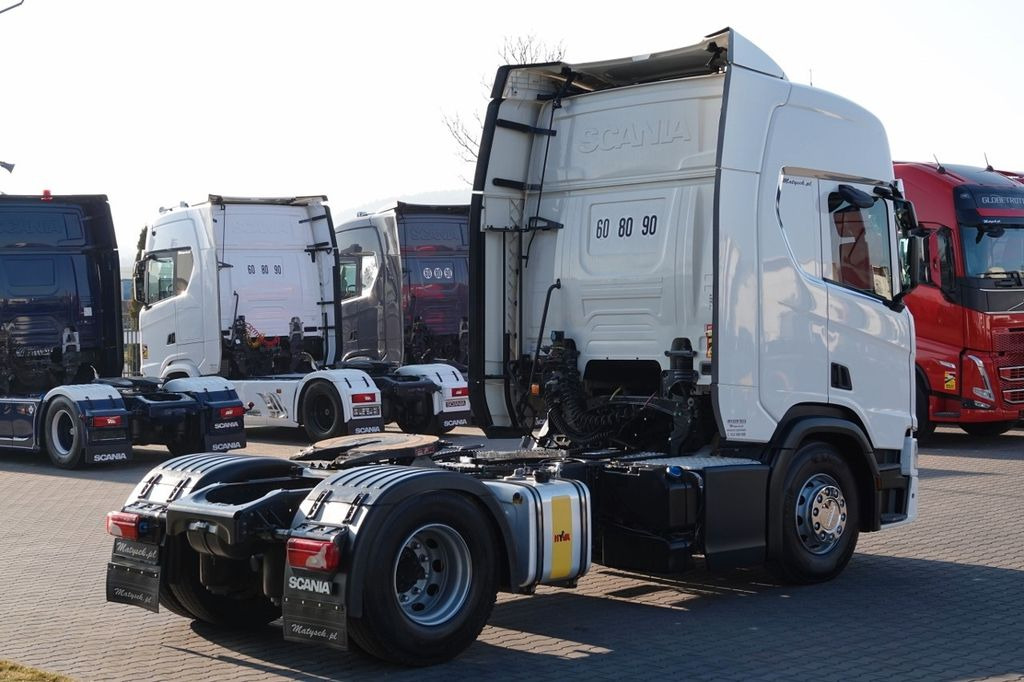 Scania R 450 / RETARDER / HYDRAULIKA / PO KONTRAKCIE SE Scania R 450 / RETARDER / HYDRAULIKA / PO KONTRAKCIE SE - Trekker: afbeelding 5 Scania R 450 / RETARDER / HYDRAULIKA / PO KONTRAKCIE SE Scania R 450 / RETARDER / HYDRAULIKA / PO KONTRAKCIE SE - Trekker: afbeelding 5