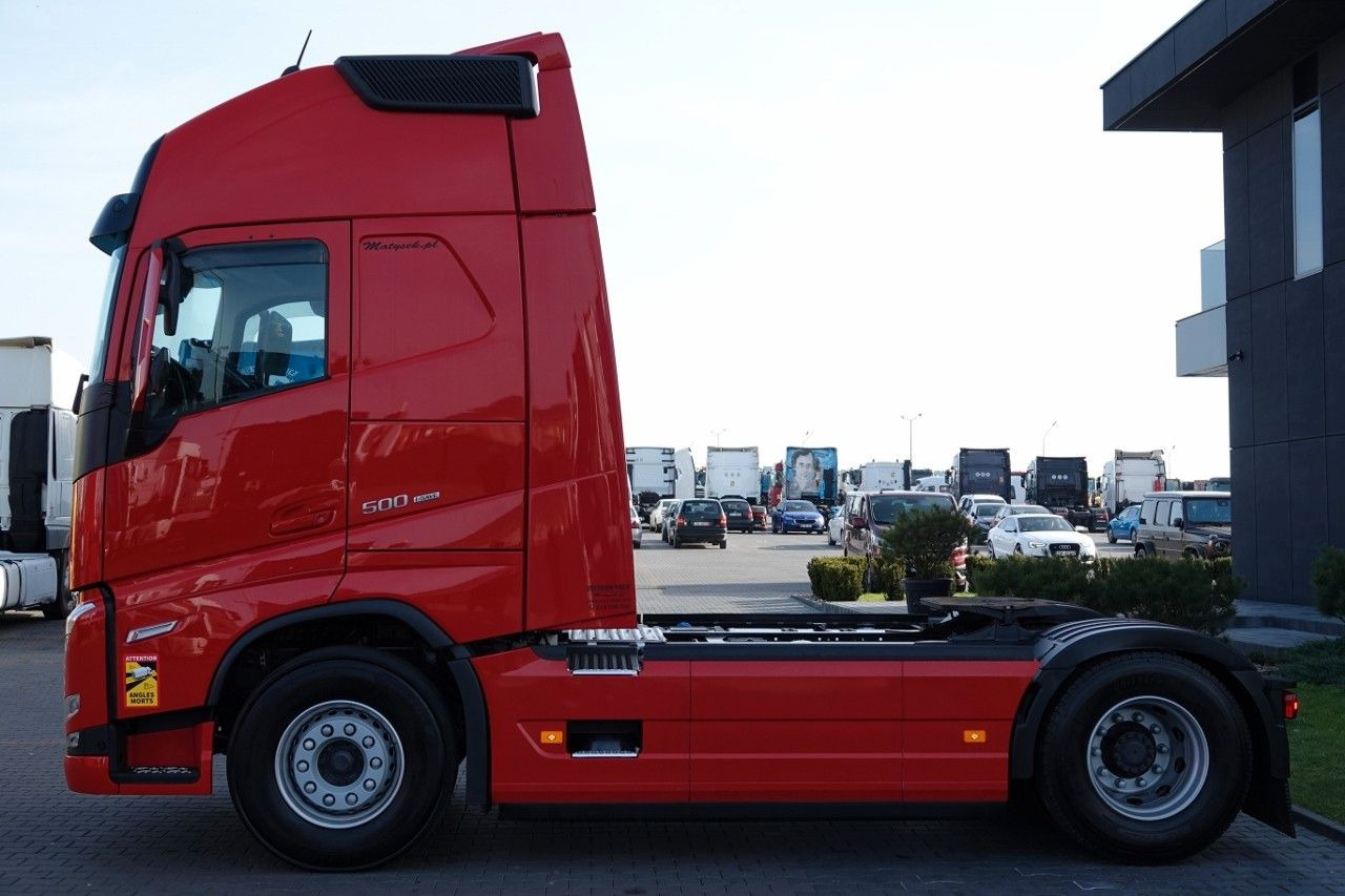 Volvo FH 500 / I-SAVE / XXL / I-PARK COOL / NOWY MODE Volvo FH 500 / I-SAVE / XXL / I-PARK COOL / NOWY MODE - Trekker: afbeelding 5 Volvo FH 500 / I-SAVE / XXL / I-PARK COOL / NOWY MODE Volvo FH 500 / I-SAVE / XXL / I-PARK COOL / NOWY MODE - Trekker: afbeelding 5