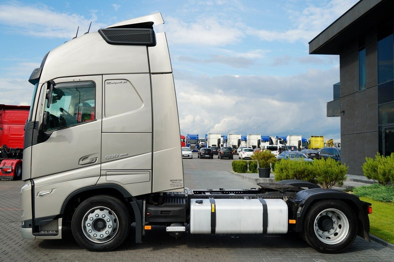 Volvo FH 500 / XXL / I-SAVE / LOWDECK / MEGA / I-PARK Volvo FH 500 / XXL / I-SAVE / LOWDECK / MEGA / I-PARK - Trekker: afbeelding 3 Volvo FH 500 / XXL / I-SAVE / LOWDECK / MEGA / I-PARK Volvo FH 500 / XXL / I-SAVE / LOWDECK / MEGA / I-PARK - Trekker: afbeelding 3