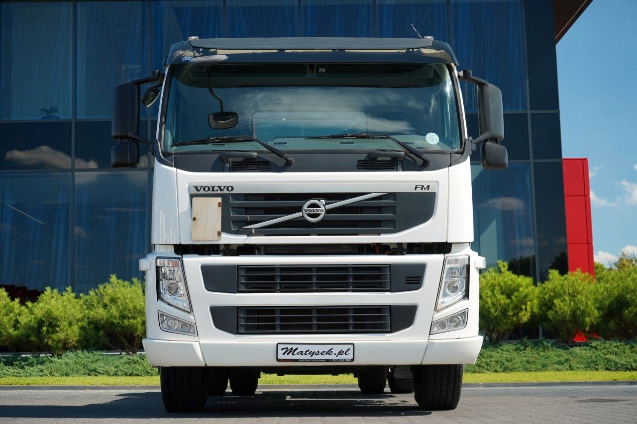 Volvo FM 380 / PEŁNY ADR / NISKA KABINA / DZIENNA KABI - Trekker: afbeelding 3 Volvo FM 380 / PEŁNY ADR / NISKA KABINA / DZIENNA KABI - Trekker: afbeelding 3