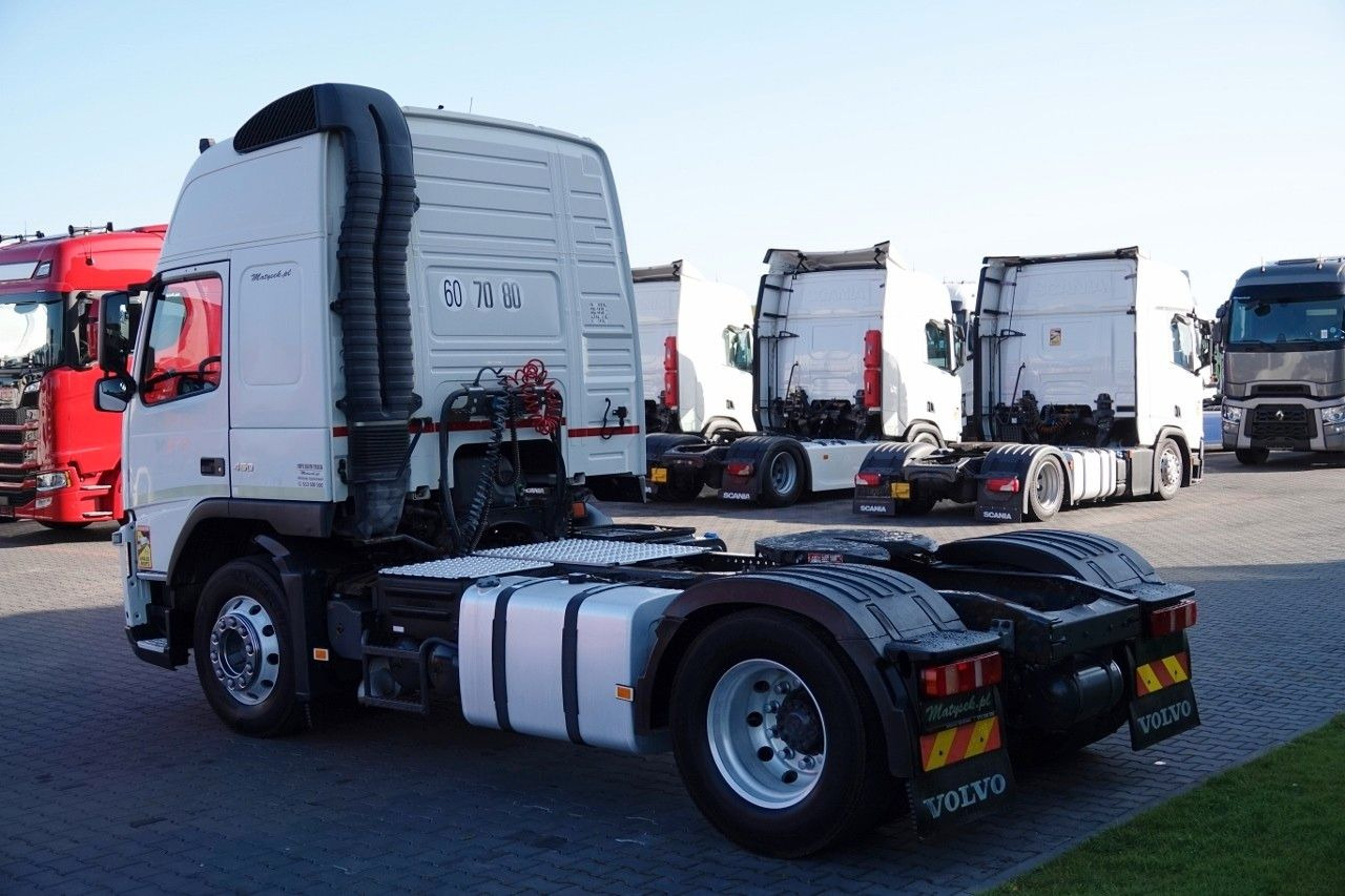 Volvo FM 450 / ADR / ALUFELGI / WAGA: 6900KG / EURO 5 - Trekker: afbeelding 4 Volvo FM 450 / ADR / ALUFELGI / WAGA: 6900KG / EURO 5 - Trekker: afbeelding 4